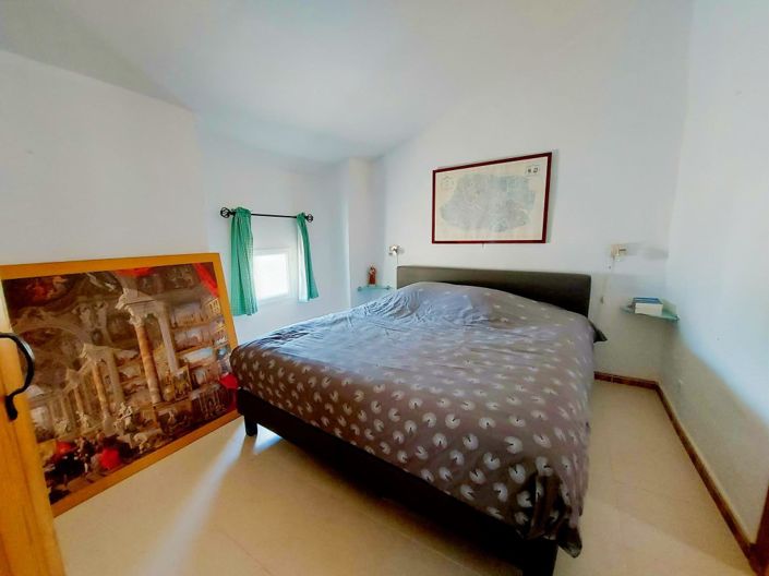Image No.17-2 Bed Country House for sale