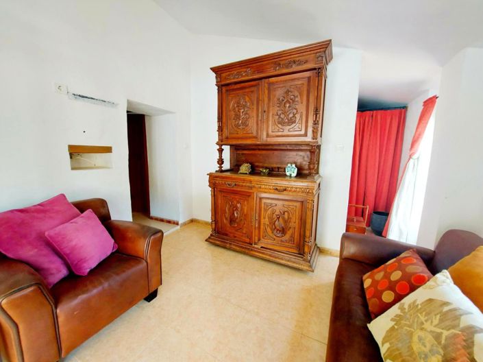 Image No.20-2 Bed Country House for sale