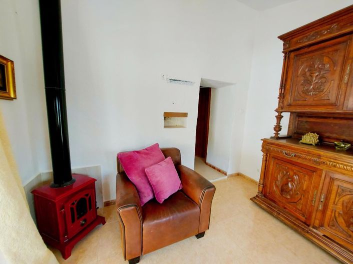 Image No.22-2 Bed Country House for sale