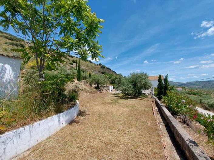 Image No.39-2 Bed Country House for sale