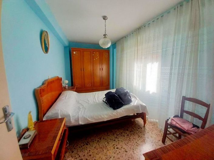 Image No.15-5 Bed Townhouse for sale