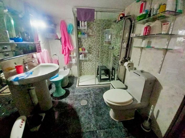 Image No.18-4 Bed Townhouse for sale