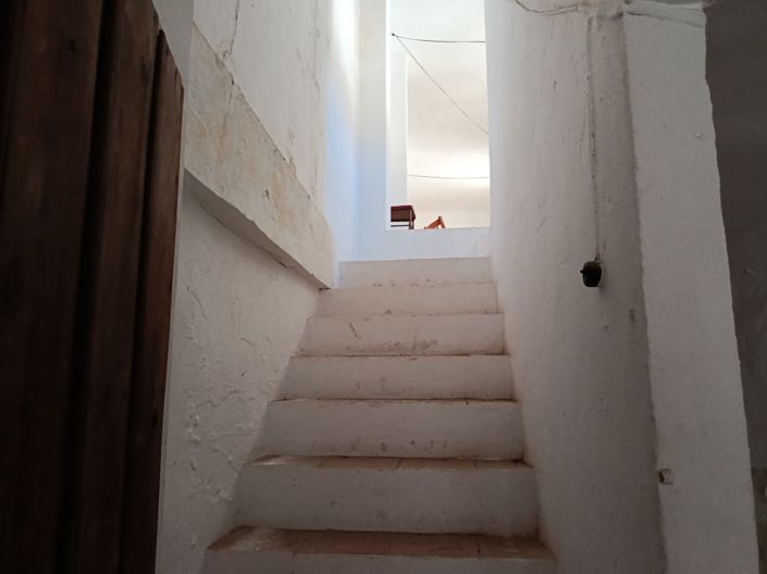Image No.17-7 Bed Townhouse for sale
