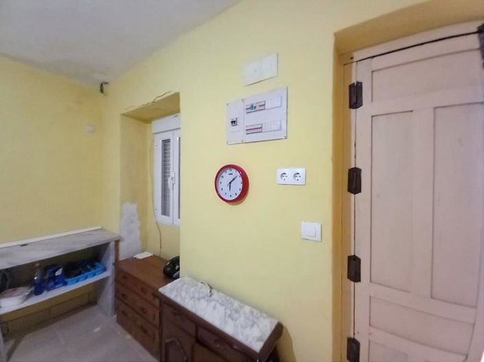 Image No.12-3 Bed Townhouse for sale