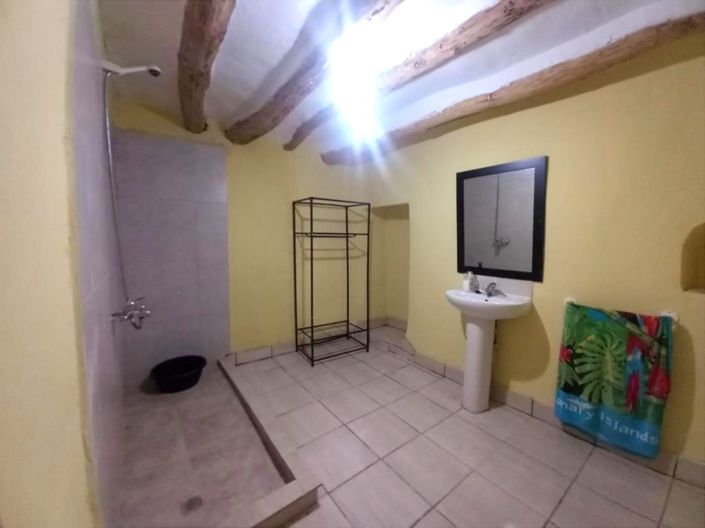 Image No.15-3 Bed Townhouse for sale