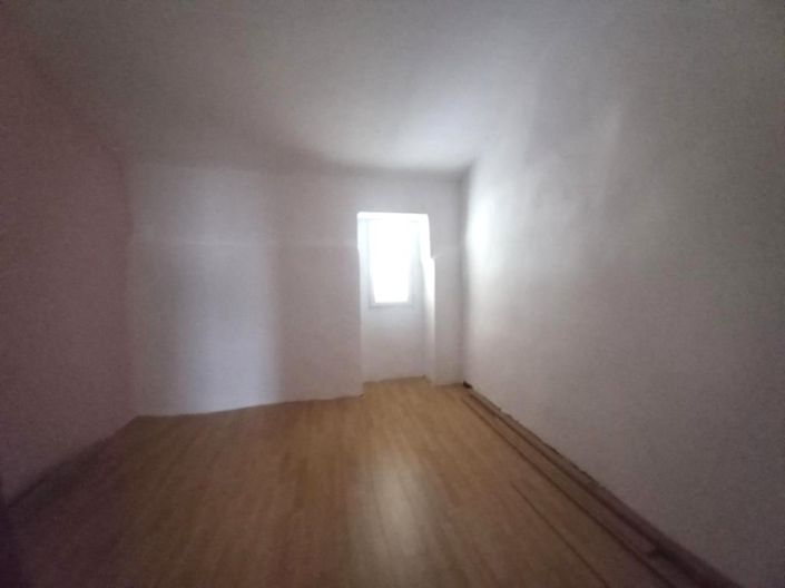 Image No.20-3 Bed Townhouse for sale