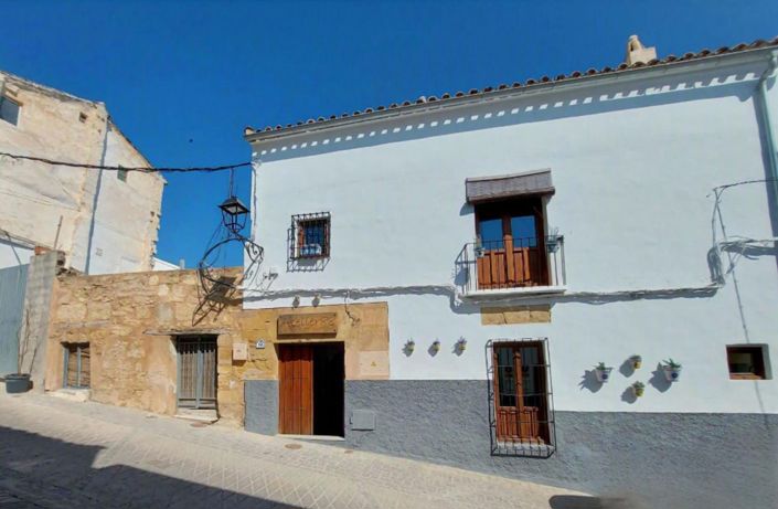 Image No.43-5 Bed Townhouse for sale
