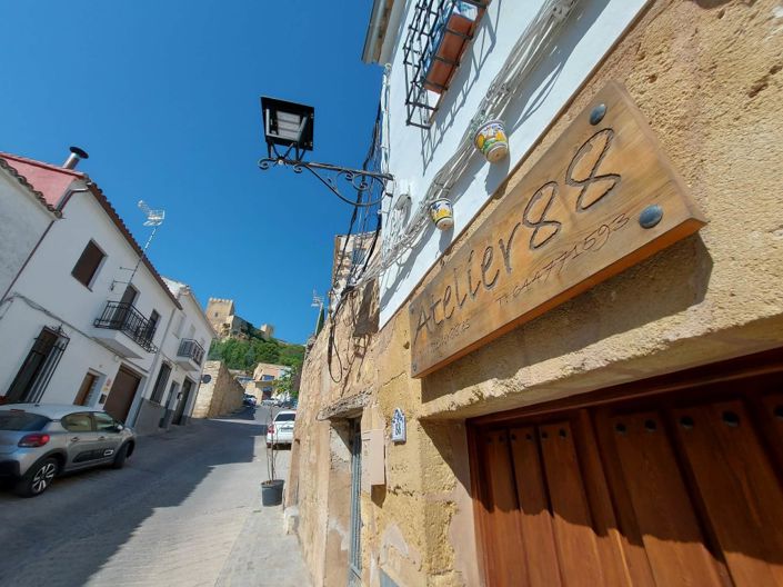 Image No.46-5 Bed Townhouse for sale
