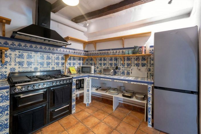 Image No.8-5 Bed Townhouse for sale