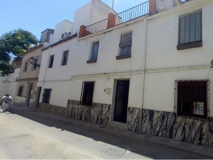 Image No.3-Maison de ville de 3 chambres à vendre à Martos