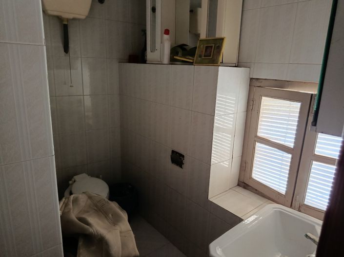 Image No.16-4 Bed Townhouse for sale