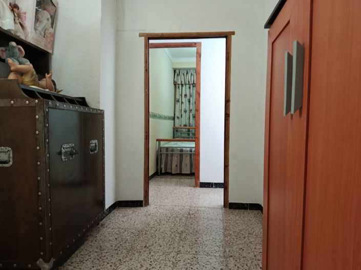 Image No.9-4 Bed Townhouse for sale