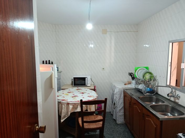 Image No.14-5 Bed Townhouse for sale