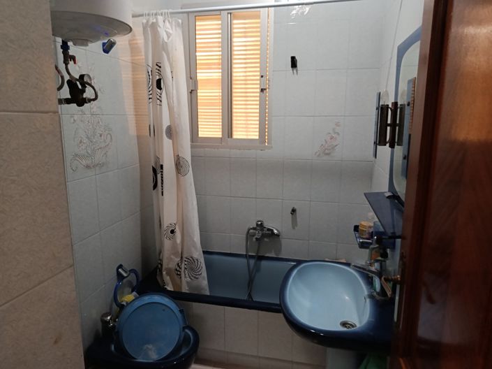 Image No.7-5 Bed Townhouse for sale