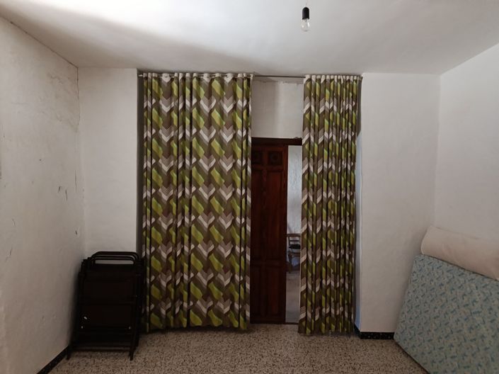Image No.5-7 Bed Townhouse for sale