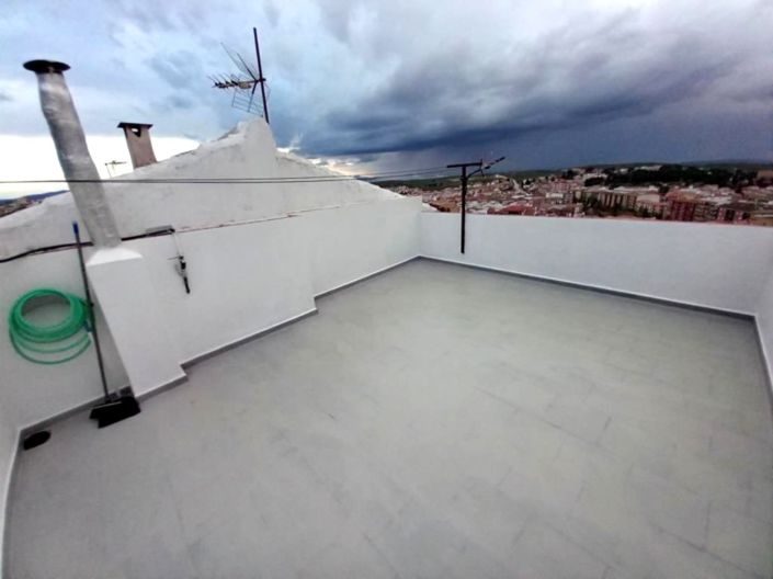 Image No.23-3 Bed Townhouse for sale