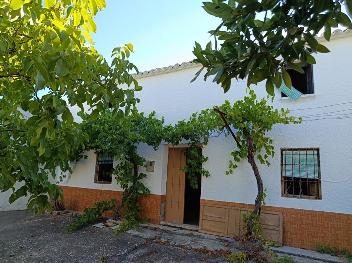 Image No.17-4 Bed Townhouse for sale