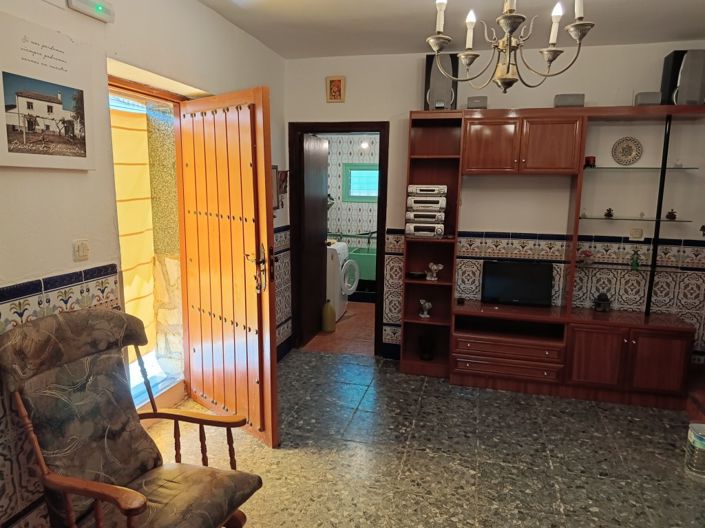 Image No.20-5 Bed Country House for sale