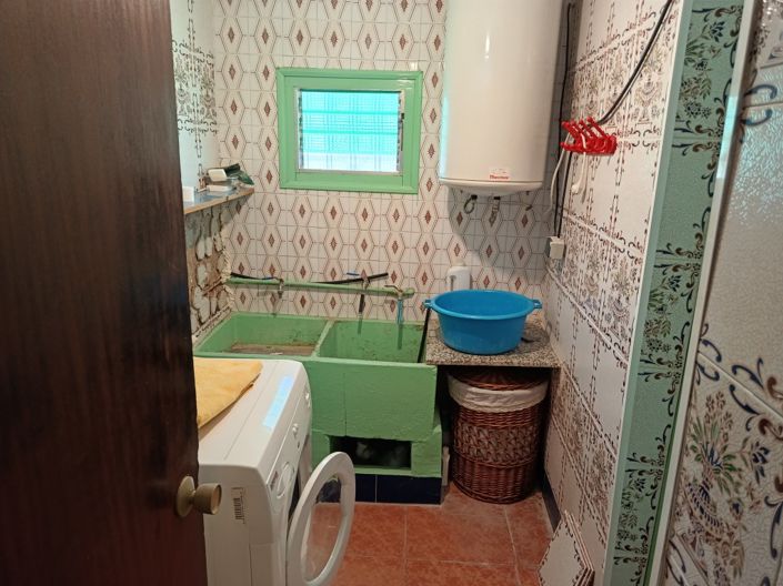 Image No.21-5 Bed Country House for sale