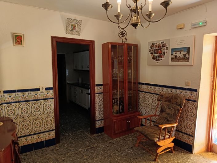 Image No.6-5 Bed Country House for sale