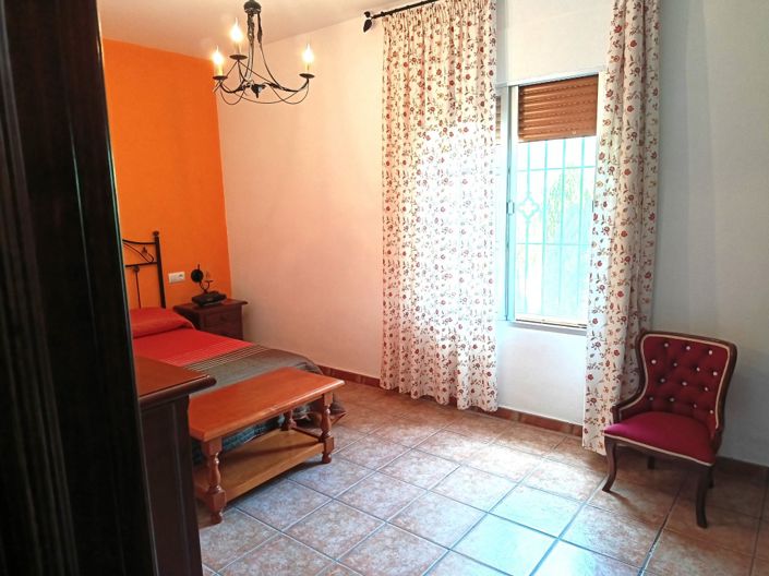 Image No.18-3 Bed Chalet for sale