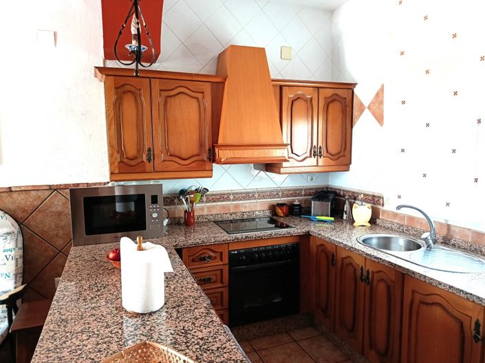 Image No.25-3 Bed Chalet for sale