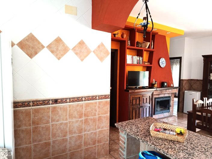 Image No.26-3 Bed Chalet for sale