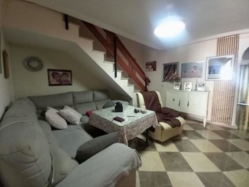 full156173467066879
