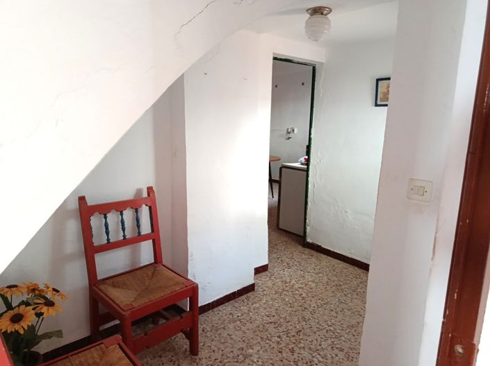 Image No.26-5 Bed Townhouse for sale