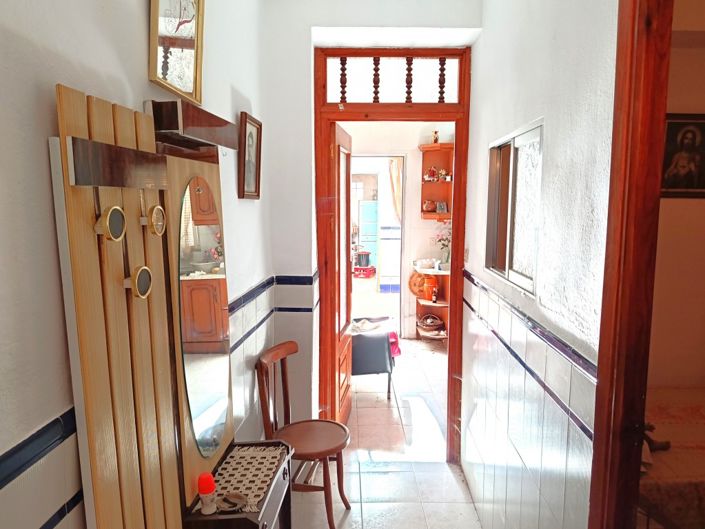 Image No.17-4 Bed Townhouse for sale