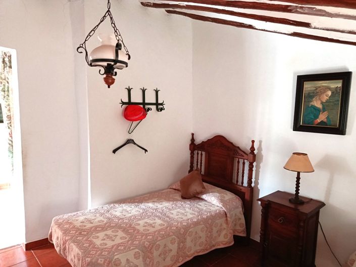 Image No.31-6 Bed Townhouse for sale