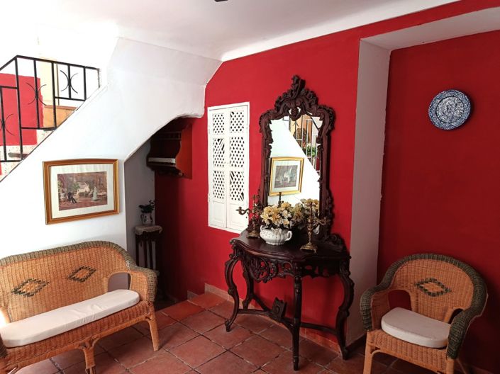 Image No.5-6 Bed Townhouse for sale