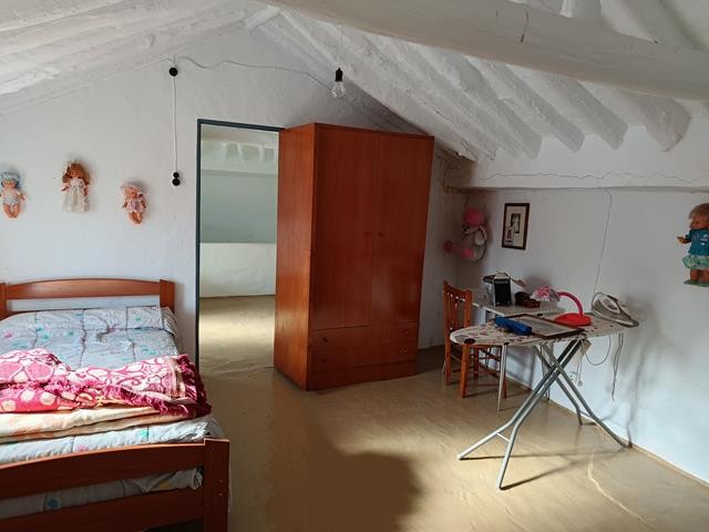 Image No.23-3 Bed Village House for sale