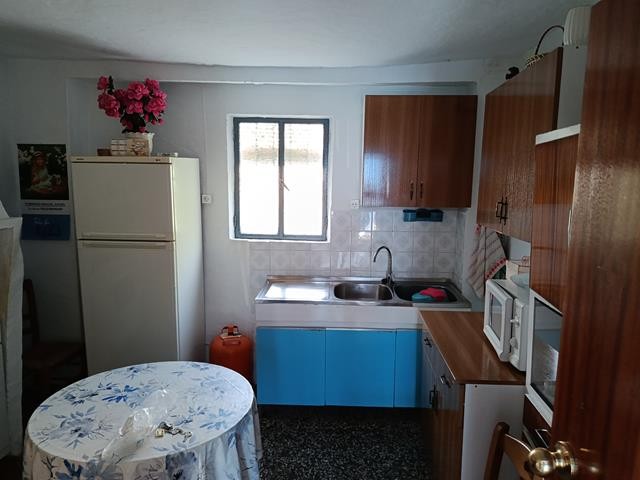 Image No.27-3 Bed Village House for sale