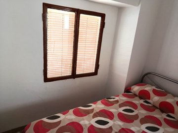 full156424867136831