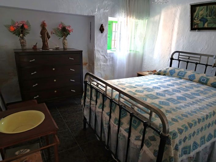 Image No.17-4 Bed Cortijo for sale