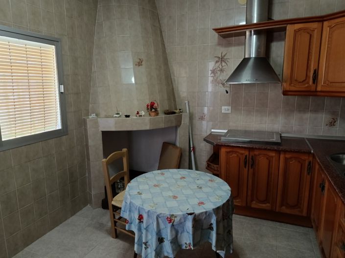 Image No.6-3 Bed Townhouse for sale