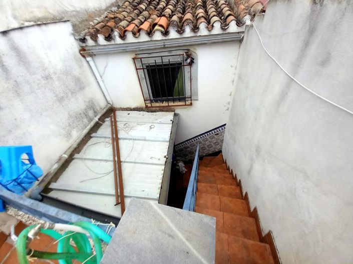 Image No.12-2 Bed Townhouse for sale