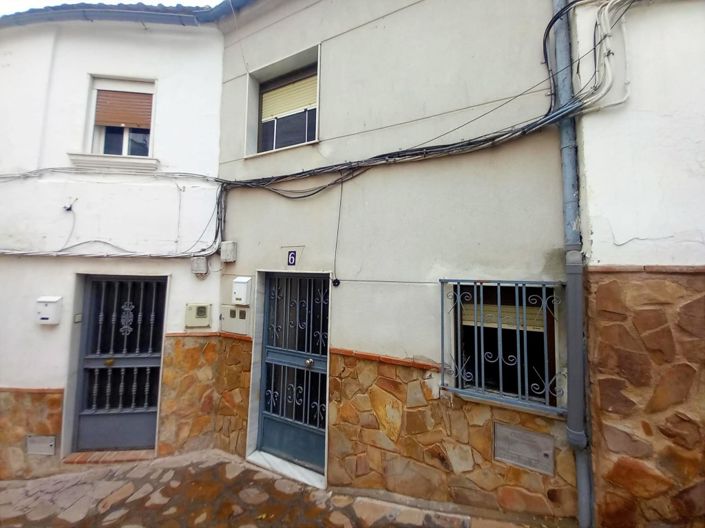 Image No.3-2 Bed Townhouse for sale