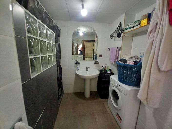 Image No.10-2 Bed Townhouse for sale