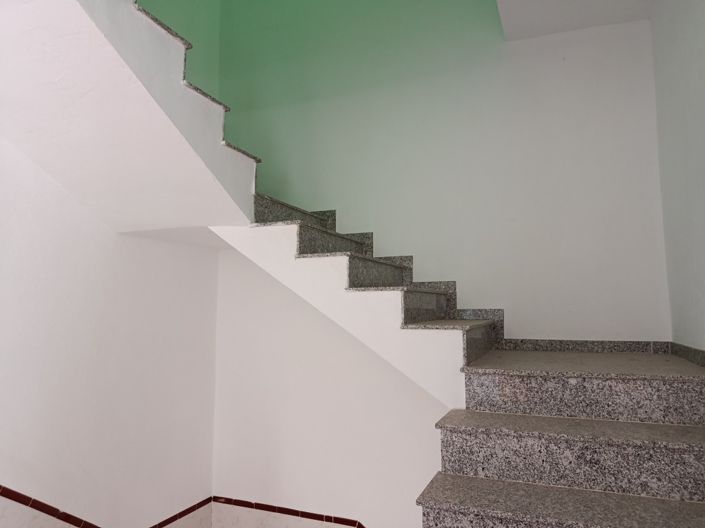Image No.26-10 Bed Townhouse for sale