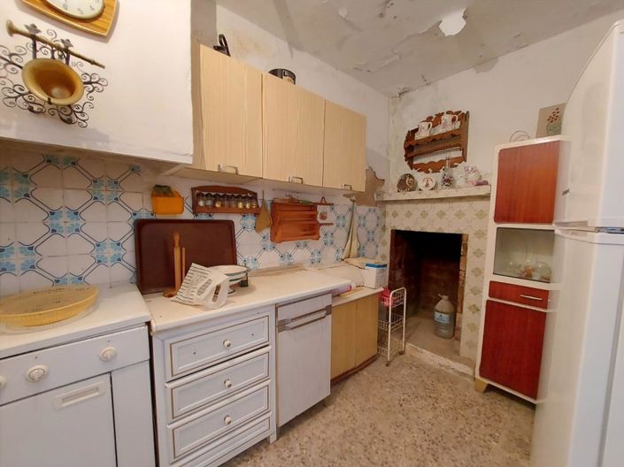 Image No.19-4 Bed Townhouse for sale