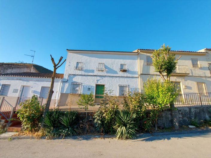 Image No.3-4 Bed Townhouse for sale