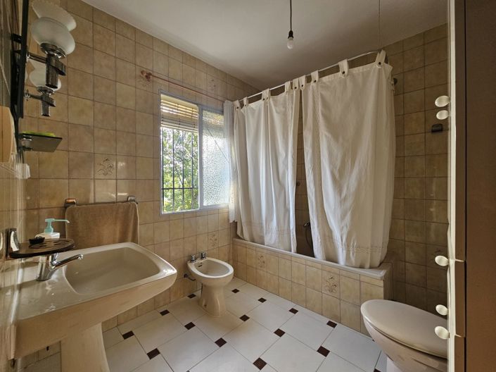 Image No.30-4 Bed Cortijo for sale