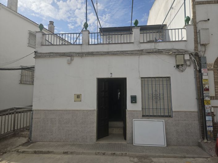 Image No.16-3 Bed Townhouse for sale