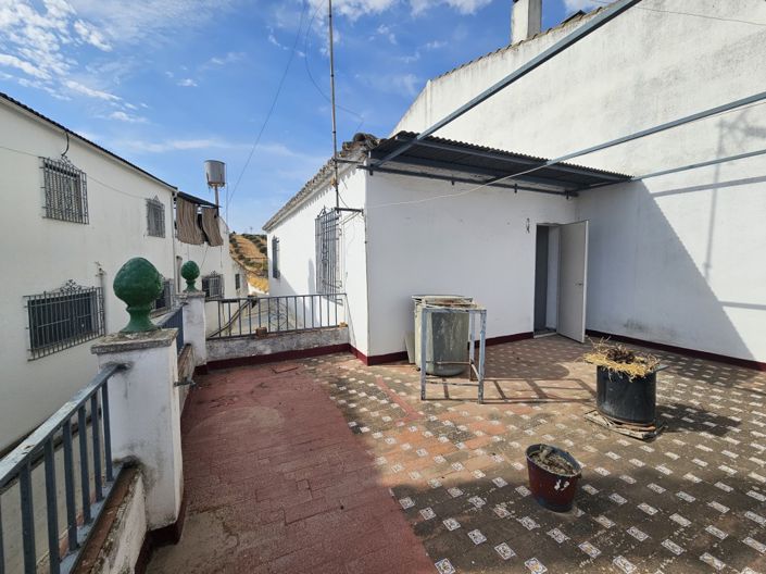 Image No.23-3 Bed Townhouse for sale