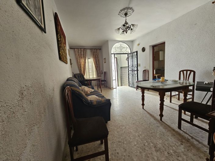 Image No.26-3 Bed Townhouse for sale