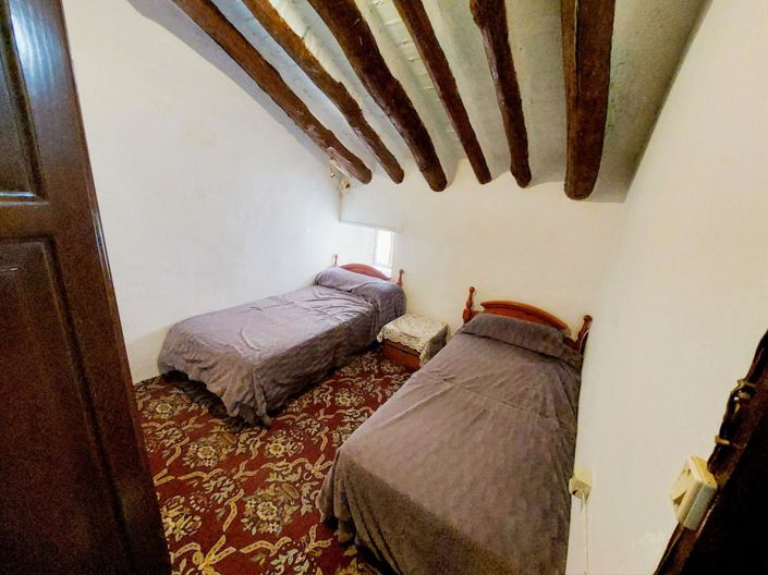 Image No.28-3 Bed Townhouse for sale