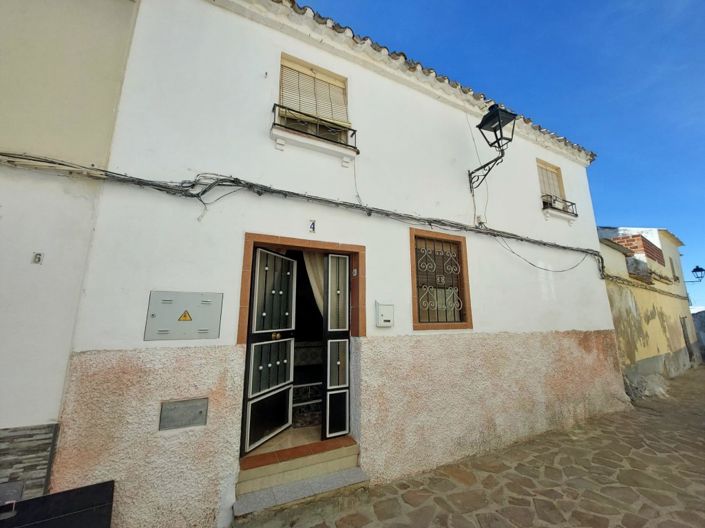 Image No.34-3 Bed Townhouse for sale