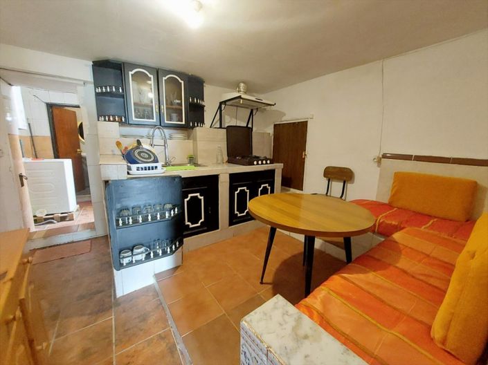 Image No.8-3 Bed Townhouse for sale